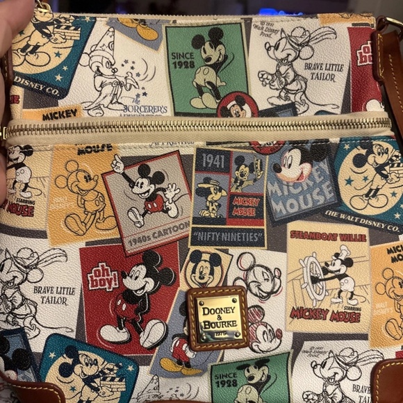 Disney Dooney & Bourke Mickey through the years - Picture 1 of 6